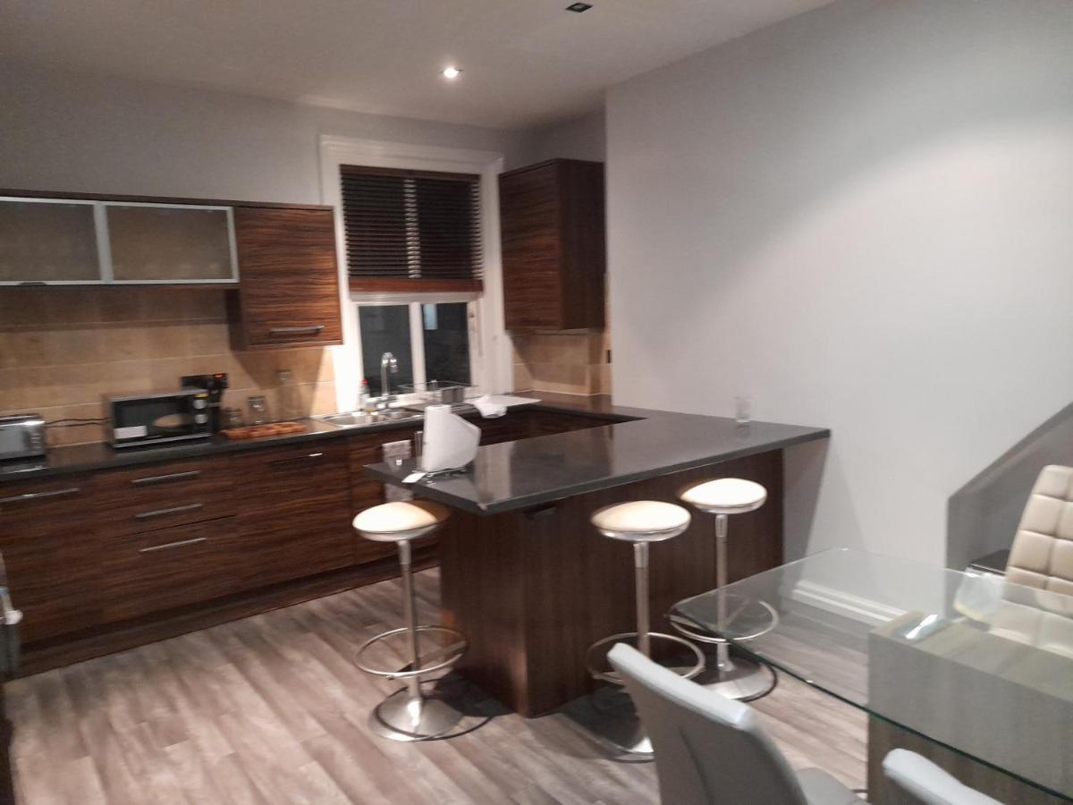 Elegant Spacious 3 Bed- Sleeps 6 -Have A Glamorous Getaway ヘイル エクステリア 写真